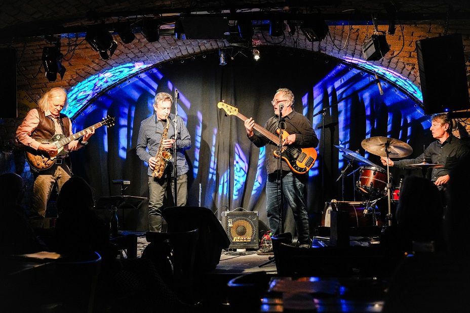 GWÖLB Live: playground.