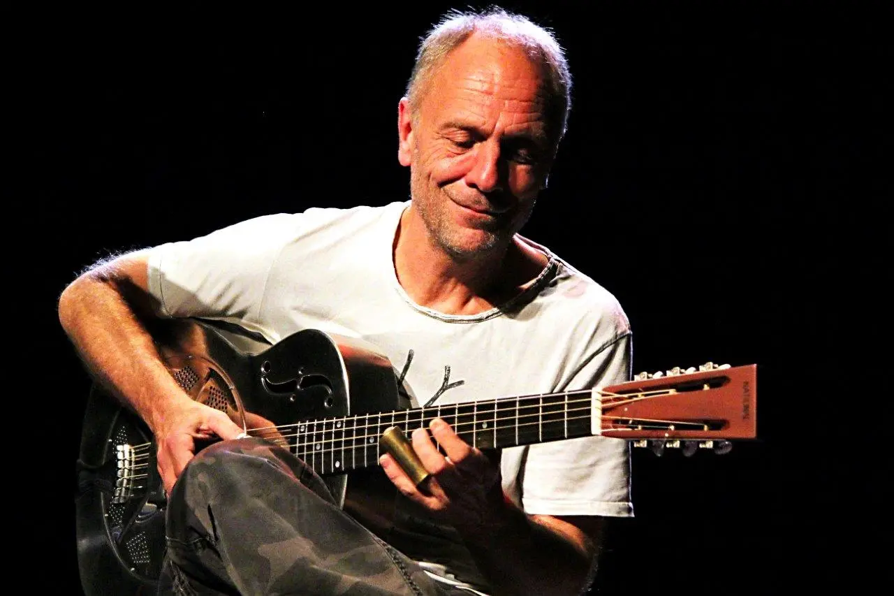 Peter Ratzenbeck - Der Meister an der Gitarre